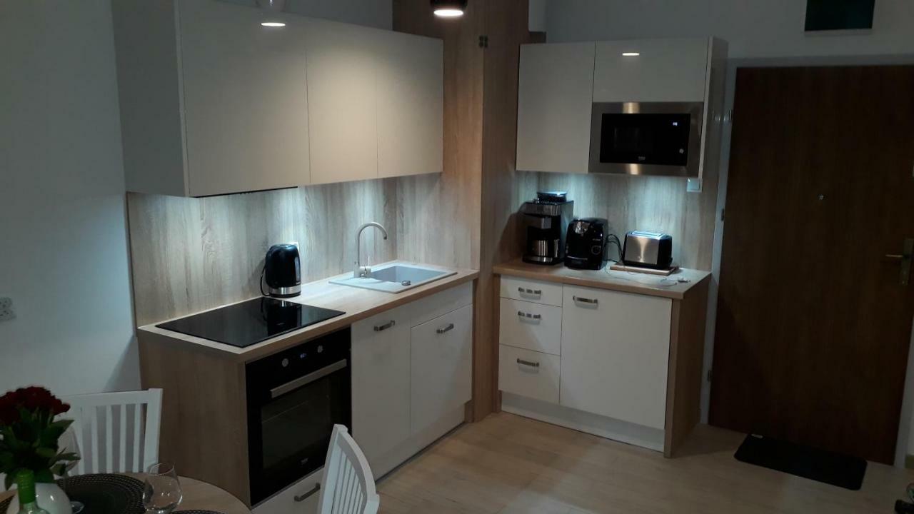 Apartament Oliwka Z Prywatnym Miejscem Postojowym Kolobrzeg Exterior photo