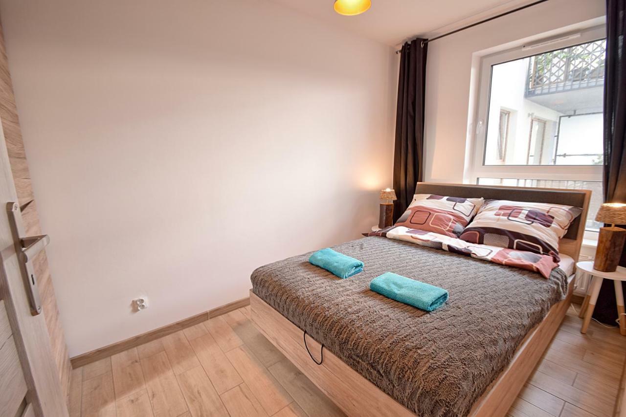 Apartament Oliwka Z Prywatnym Miejscem Postojowym Kolobrzeg Exterior photo