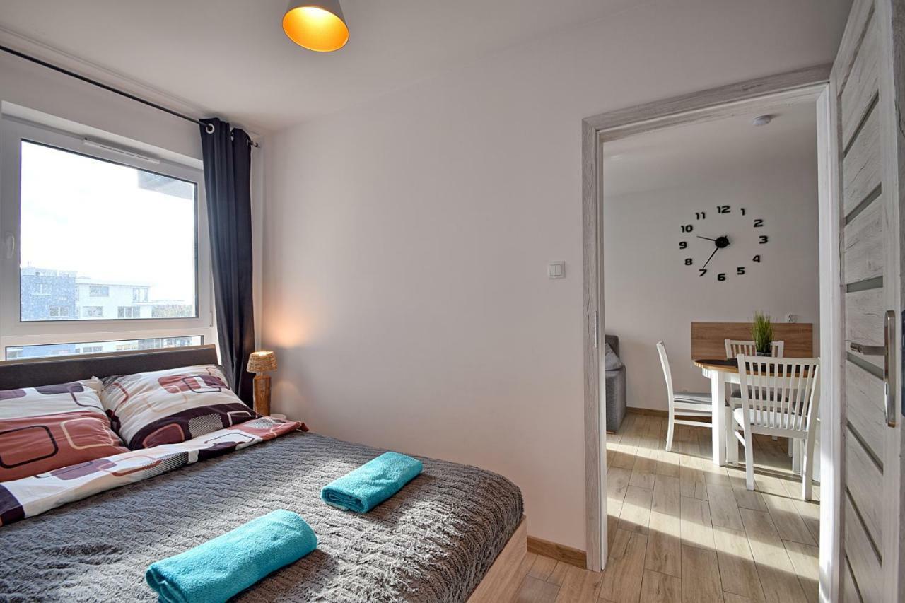 Apartament Oliwka Z Prywatnym Miejscem Postojowym Kolobrzeg Exterior photo